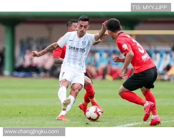 健权与富力精彩对决全场录像回放分析与精彩瞬间重温 健权与富力精彩对决全场录像回放分析与精彩瞬间重温