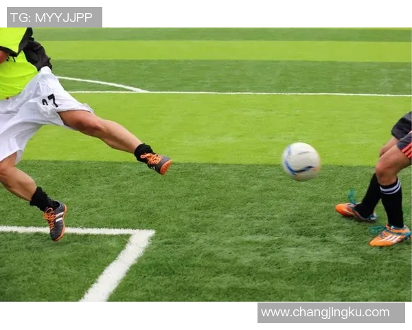 仙台维权与山形山的激烈对决展现足球魅力与团队精神 仙台维权与山形山的激烈对决展现足球魅力与团队精神