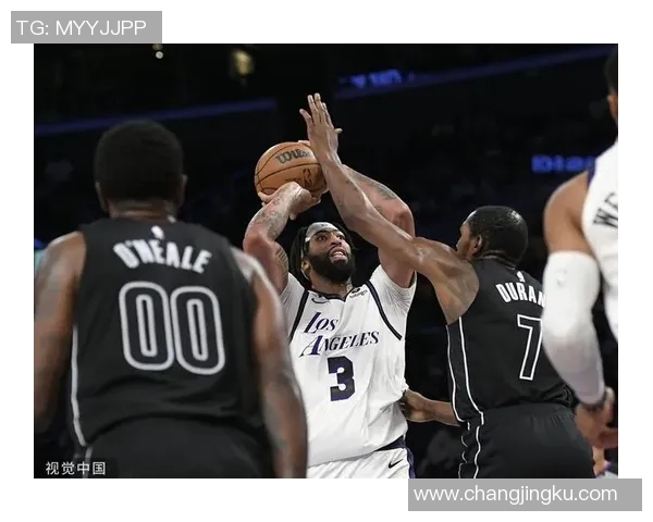 湖人对阵篮网精彩比赛录像回放分析及精彩瞬间集锦